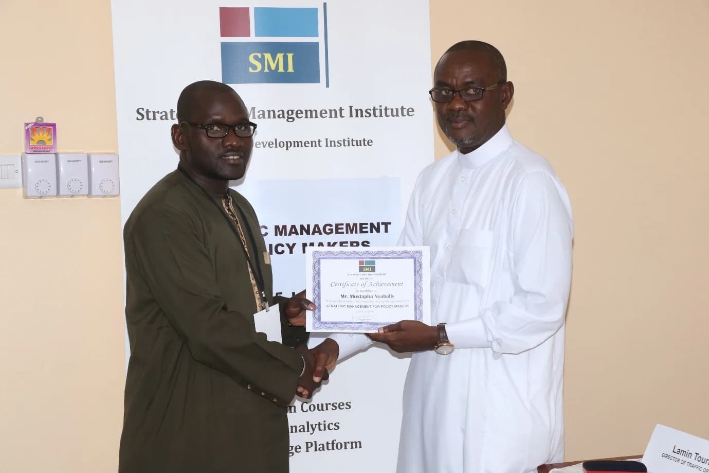 Certificate presentation 03 at SMBI