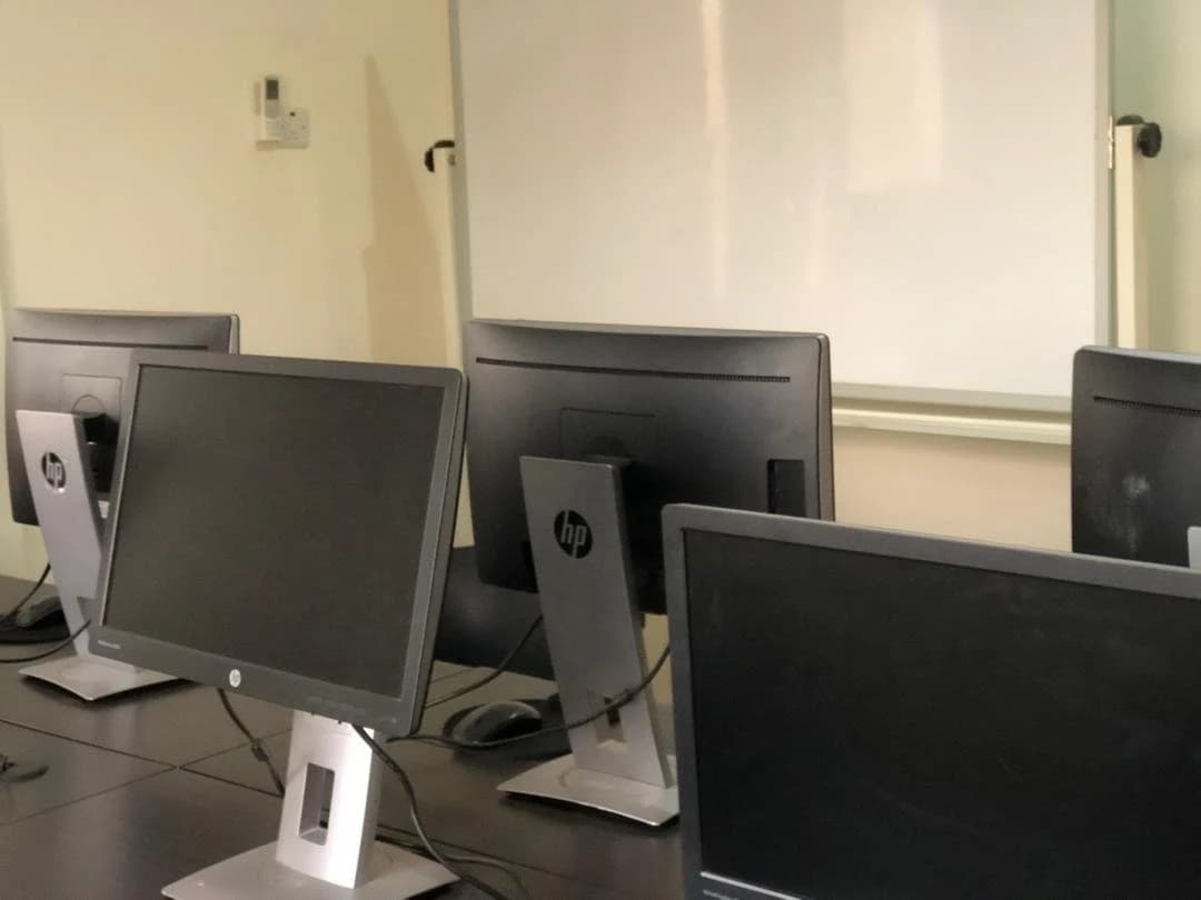Computers in the SMBI IT learning lab
